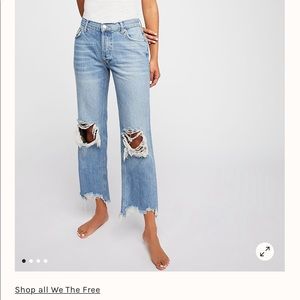 Like New Free People busted knee jeans